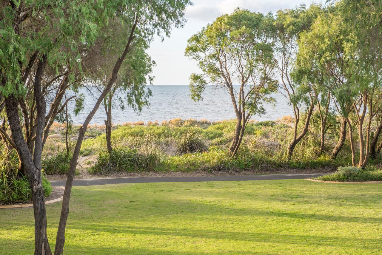 WEST COAST Cape View Beach Resort מראה חיצוני תמונה